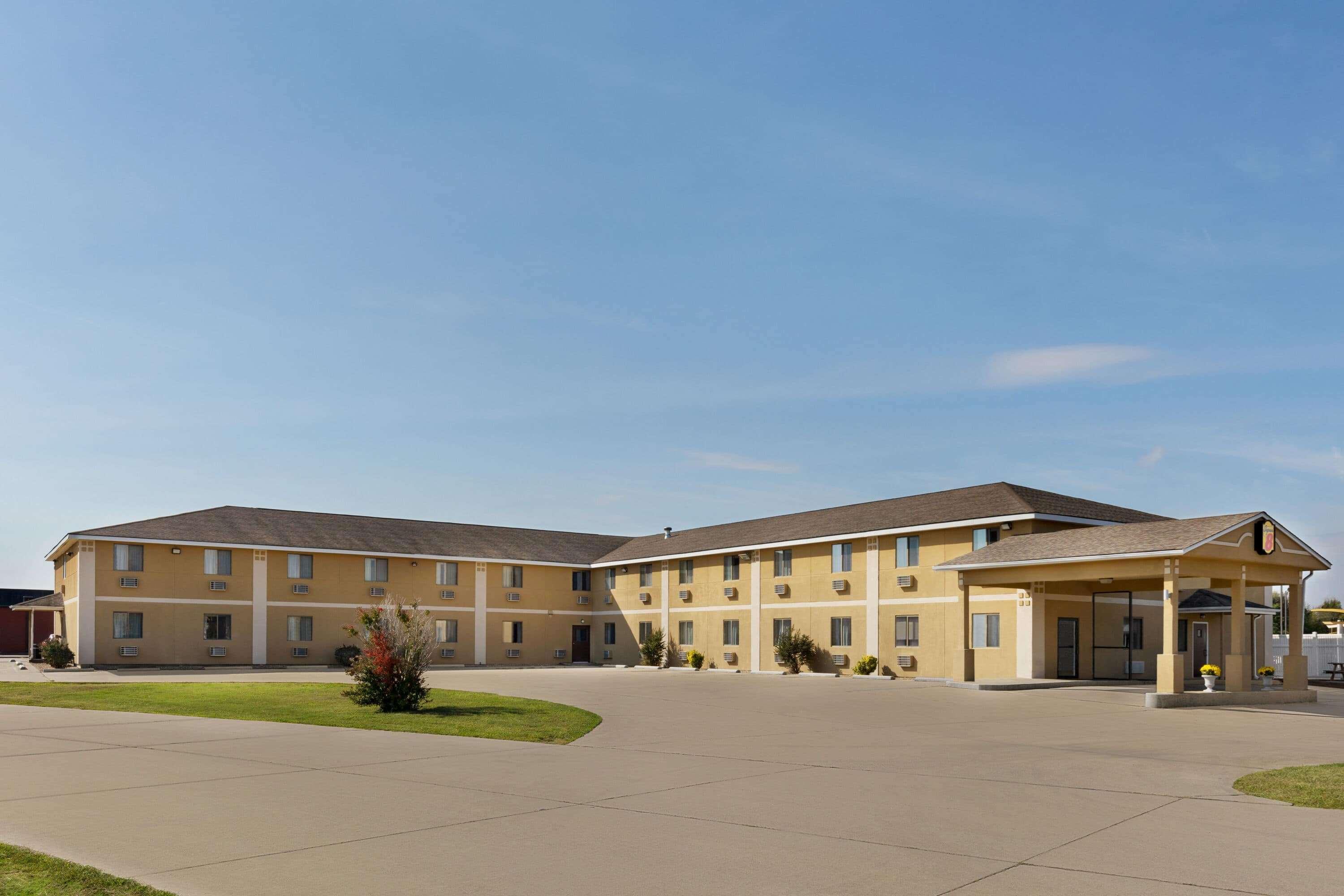 Super 8 By Wyndham Sikeston/Miner Area Hotel Exterior foto